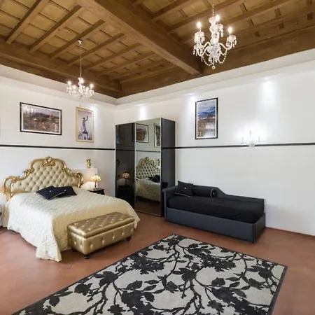 Servi Apartment *